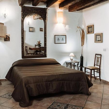 Hotel Filippo'S Holiday House Palermo Exterior foto